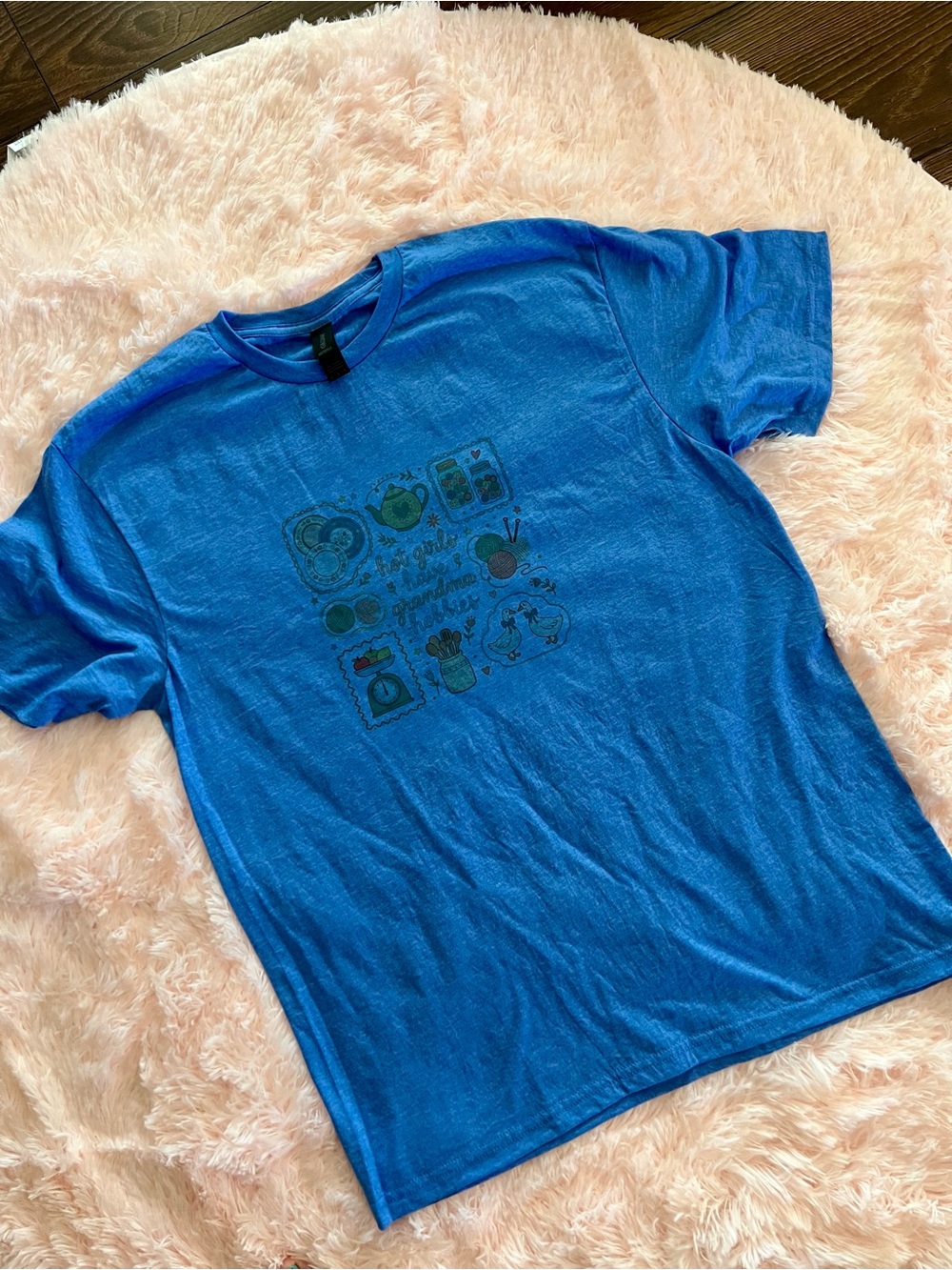 Blue Graphic Tee with Cute Graphic - NEW S0002